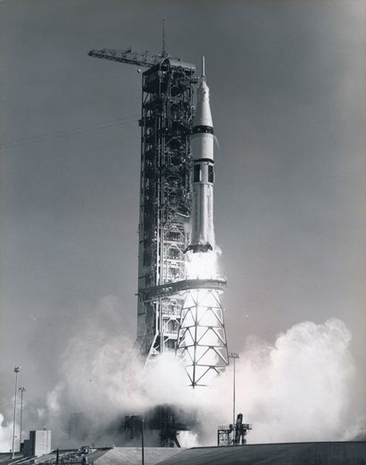 null Nasa. Liftoff of a Satunre rocket from CAP CANAVERAL space base in Florida....