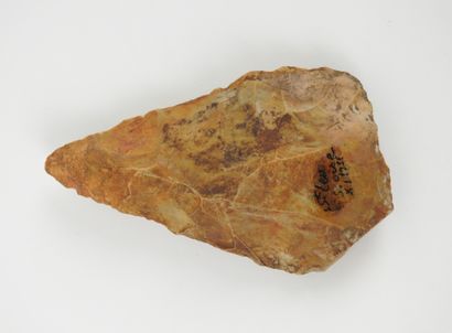 null Fin biface lancéolé à talon réservé.Silex.L:11cm.

« Saint Leu sur loire ».

Ancienne...