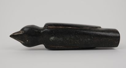 null Large pipe bowl in the shape of a hawk.Serpentine inlaid probably with shell...