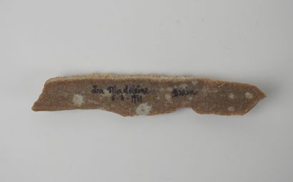 null An unusual and rare burin, flint, "La Madeleine".

Paleolithic.13cm.

Old collection,...