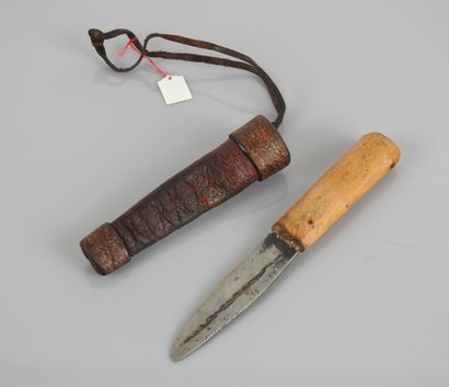 null Trader's knife of courreur des bois sometimes traded to indians or eskimos.

Late...