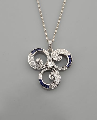 null Clover chain and pendant in white gold, 750 MM, set with diamonds, total 1.90...