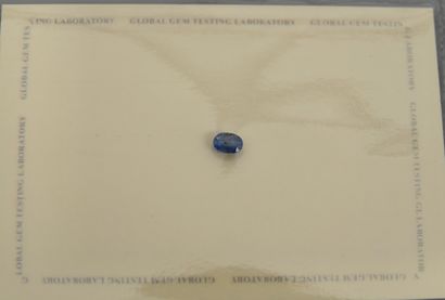 null Saphir sous scellée du Laboratoire Global Gem , 750 MM, pesant 0,78 carat sans...