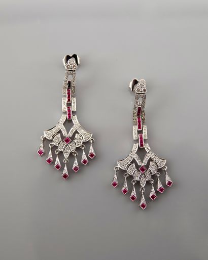 null Girandoles earrings with white gold pendants, 750 MM, adorned with rubies totaling...
