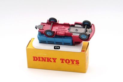 null DINKY TOYS GRANDE BRETAGNE (1)

- # 343 DODGE BÉTAILLÈRE

Dernière variante...