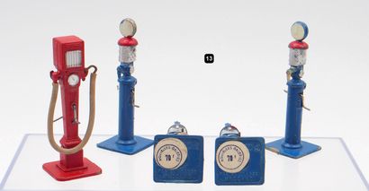 null DINKY TOYS FRANCE (5)

Reunion of 5 gasoline dispensers (1946-1949 era), including:

-...