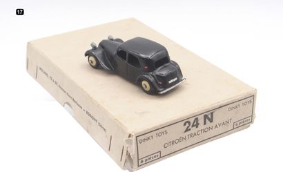 null DINKY TOYS FRANCE (2)

- # 24 N CITROËN 11 BL

Variant 2a from 1953. Small engraving...