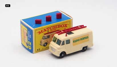 null MATCHBOX (1)

VERSION PEU FRÉQUENTE

# 62B COMMER VAN "RADIO RENTALS" 

1966....