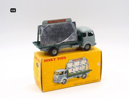 null DINKY TOYS FRANCE (1)

- # 33 C SIMCA CARGO MIROITIER

Cabine châssis gris,...