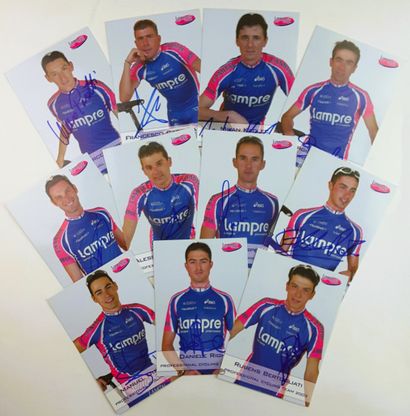 null ITALY 2003 : 28 autographs

ITALY - Team LAMPRE - Set of 11 postcards (cardboard,...