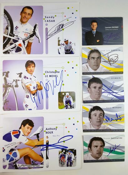 null FRANCE 2009 : 45 autographs

FRANCE - Team AG2R LA MONDIALE 2009 (2nd different...