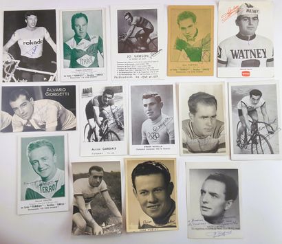  ANCIENS - Set of 28 autographs on vintage supports (photos, cards, advertising boards...