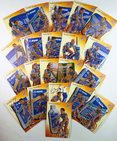 null BELGIUM - Team MAPEI QUICK STEP - Set of 37 autographs on illustrated cards...