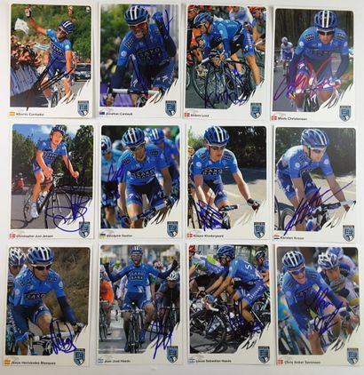 null DANEMARK – Team SAXO BANK 2012 - Ensemble de 26 autographes sur fiches illustrées...