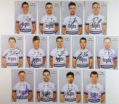 null 2013 : 33 autographes

ESPAGNE – Team MOVISTAR 2013 – Ensemble de 9 cartes postales...