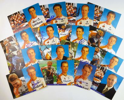 null NETHERLANDS 1999 : 22 autographs

NETHERLANDS - Team RABOBANK 1999 - Set of...