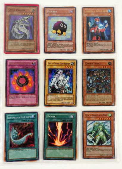 null YU GI OH

Fort lot de cartes en feuilles comprenant des communes, des rares,...