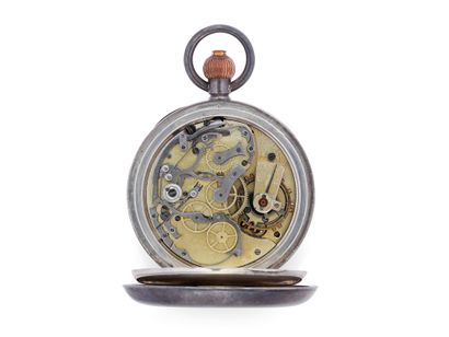 OMEGA Montre chronographe de poche en argent 925 millièmes à mouvement mécanique.
•...