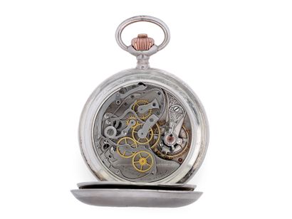 OMEGA Montre chronographe de poche en argent 900 millièmes à mouvement mécanique....