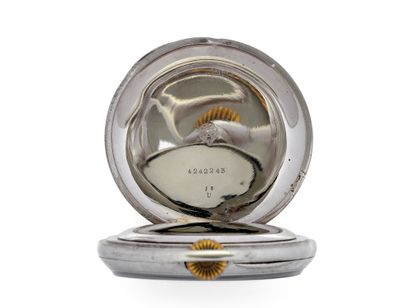 OMEGA For the Canadian railroads
White metal pocket watch with mechanical movement.
-...