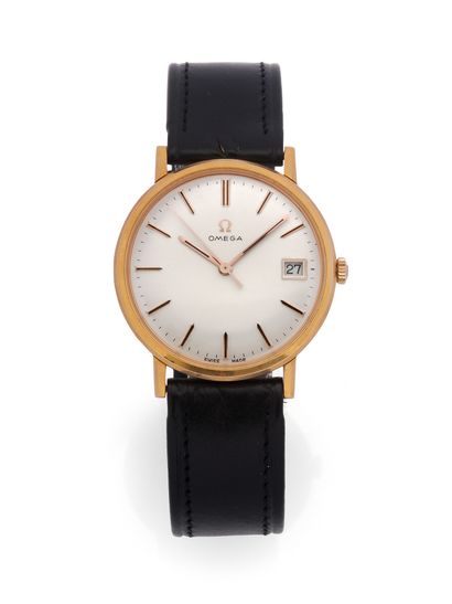 OMEGA Classique
Steel town watch with mechanical movement.
- Gold-plated round case,...