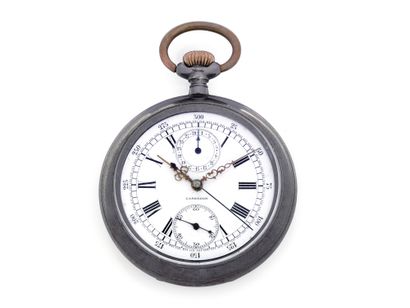 OMEGA/Labrador Montre chronographe de poche en acier noirci à mouvement mécanique.
•...