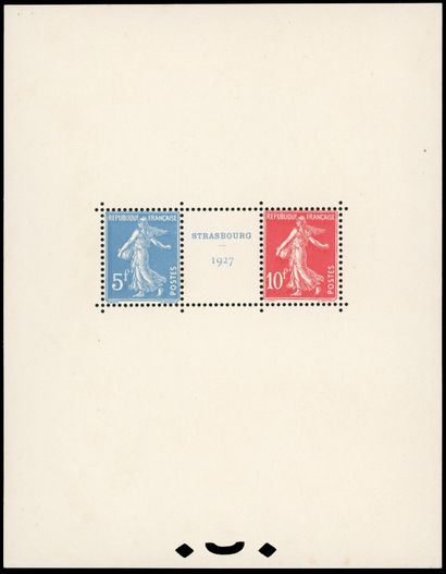 null 1 bookletFrance : BF N°2 "Strasbourg", new with gum (signed), slight freckling...