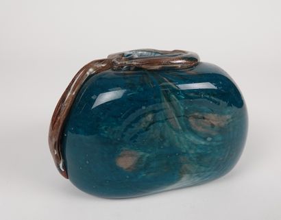 null Vase en verre soufflé bleu et brun

Travail contemporain

H 12 cm