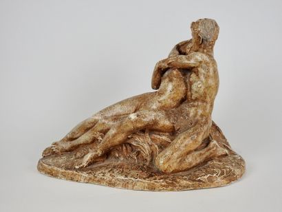 null René Albert Baucour (1878-1969)

Le Baiser

Groupe en platre à patine beige

Signé

35...