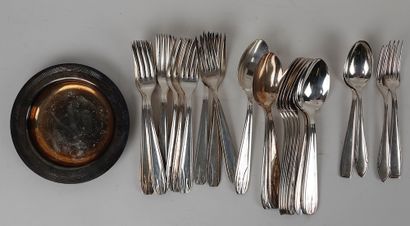 null Set of silver plated cutlery in the Art Deco style including: 12 place settings...