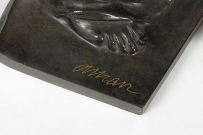 ARMAN (1928-2005) La Petite Vénus (Michelangelo), 2001
Bronze soudé à double patine
Signé...