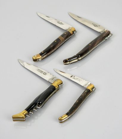 null set of 4 folding knives "Laguiole", in horn. Good condition