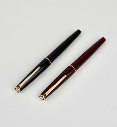 null Montblanc: Two 18k yellow gold lacquered pens with black nibs, gold-plated steel...