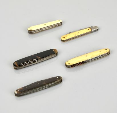 null Set of 5 antique multiblade knives; late 19th, early 20th century. Traces of...