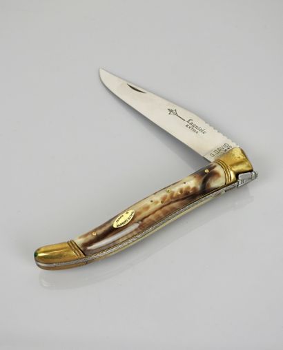 null A large laguiole knife "Arbalète G. David", horn handle, 14 cm blade. Good ...