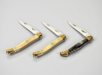 null Set of 3 folding knives "Laguiole R" "VF", horn and bone, 10 cm blade. Good...