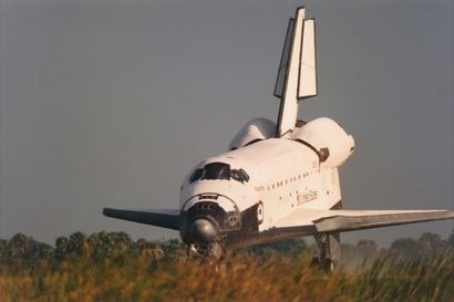 null Nasa. Navette spatiale Atlantis (Mission STS-43). Une belle vue de la navette...