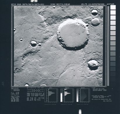 NASA NASA. Vue de la planète MARS. Observations géologiques et vues des cratères...