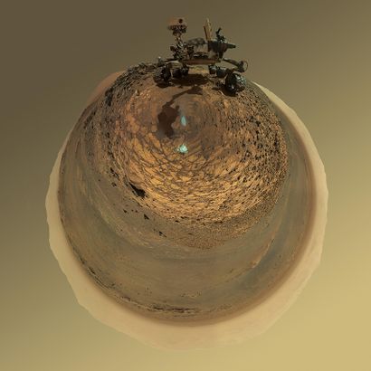 NASA Nasa. GRAND FORMAT. Cette époustouflante version d'un autoportrait du rover...