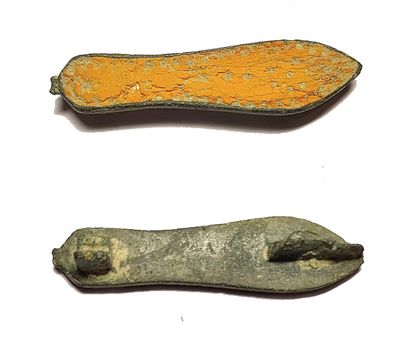 null Fibule Sandale

Bronze à restes d'émail

Fin époque romaine