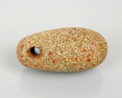null Pendant in the shape of a polished drop

Speckled stone 6.5 cm

North Africa,...