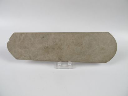 null Votive polished axe with flat edges and double cutting edge

Beige stone 19...