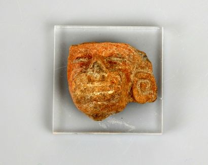 null Head of a dignitary

Terracotta 3.4 cm

Pre-Columbian America