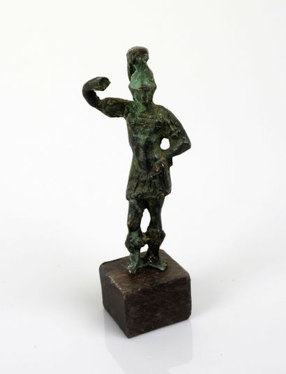 null Statuette representing helmeted mars

Bronze 8.7 cm

XVIII-XIX century