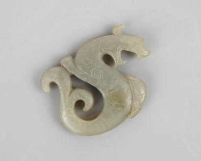 null Jade nephrite coiled dragon

5,5 cm

China XIX-XXth