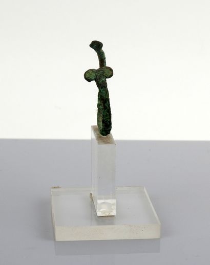 null Bracelet ending with scrolls

Bronze 5.5 cm

Mediterranean basin 1st millennium...