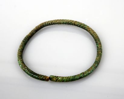 null Torso bracelet

Bronze 6 cm

Final Bronze Age