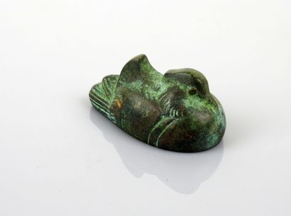 null Male Mandarin Duck

Bronze 6 cm

Weight of a letterer

XIX-XXth

China