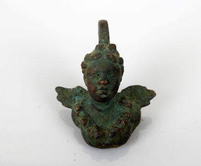 null Buste de putti ailé

Bronze 5 cm

XIXème siècle