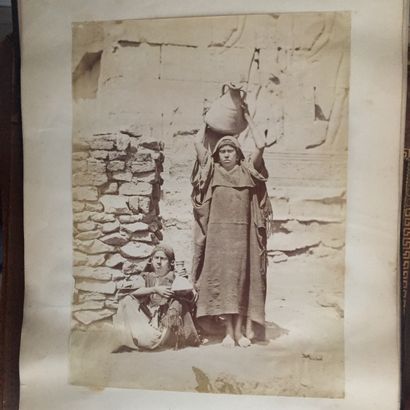 null LIBAN - ORIENT- Album in-4 oblong renfermant 17 photographies du XIXe siècle...